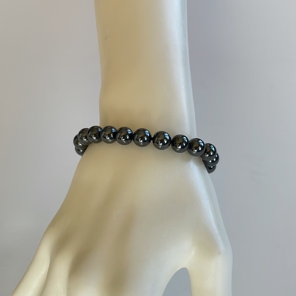 Sandra Borish Hematite Bracelet.. Beaded.. Stretchy Band - Picture 2 of 15